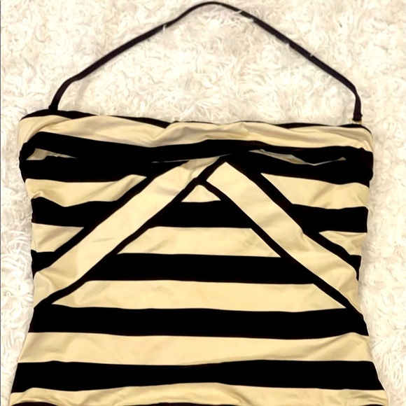 Vintage pinup swimsuit - Picture 3 of 3